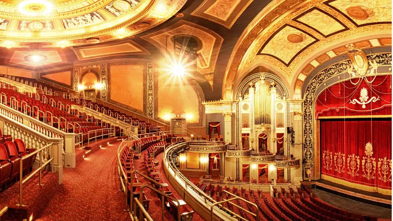 Musicals I London S dan K ber Du Musical Billetter billigt 